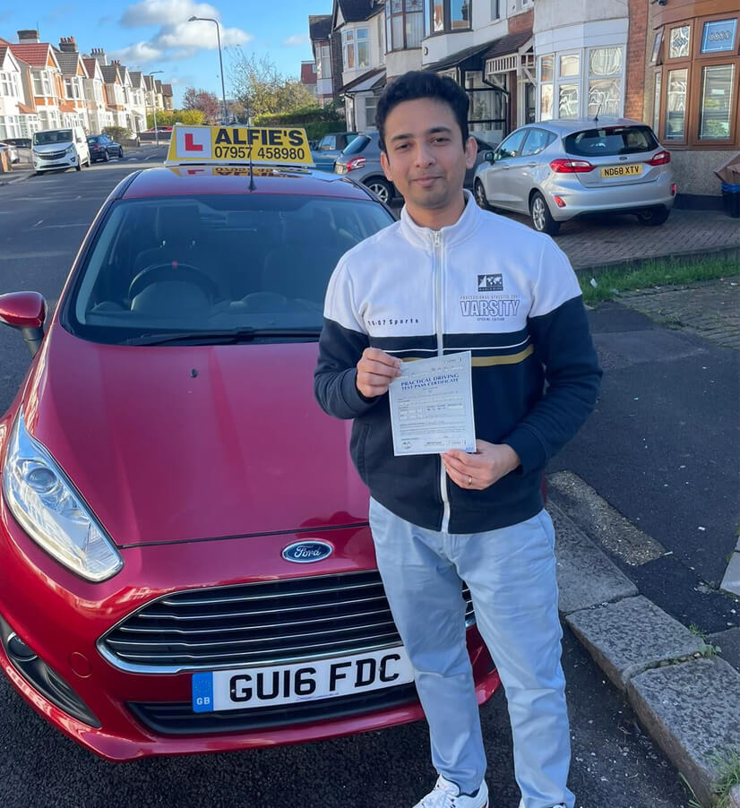 Driving lessons in Ilford 3